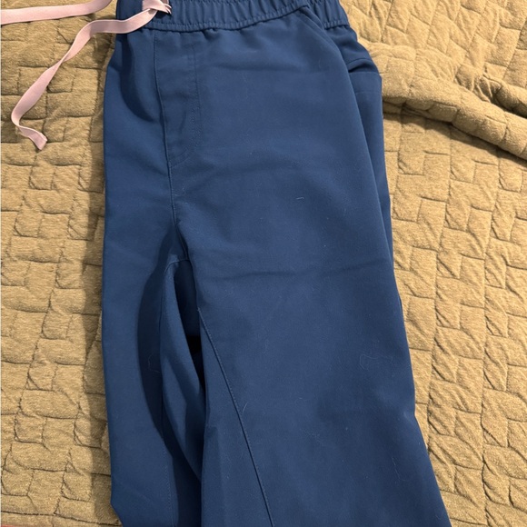 Figs Women's Jogger Pants in Navy - Picture 7 of 7
